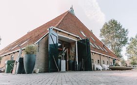 Harlingen Staete Wellness B&B Oase Van Rust En Luxe